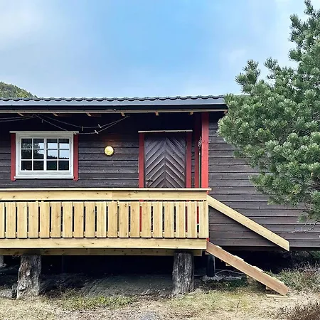 4 Person In Lysoysundet Holiday home Teksdal