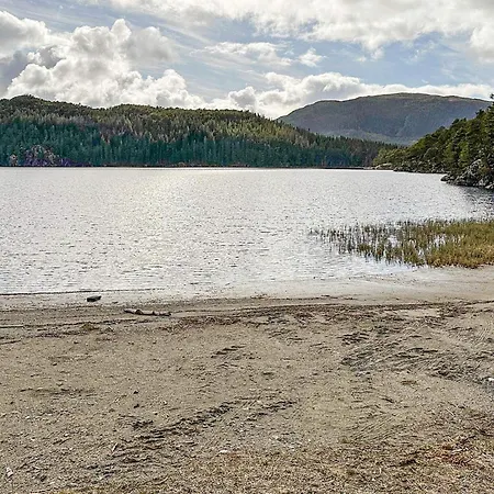 4 Person In Lysoysundet Teksdal