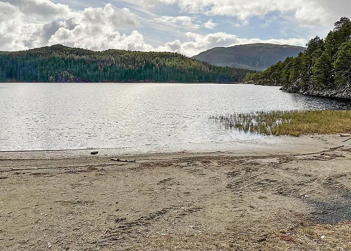 4 Person In Lysoysundet Teksdal