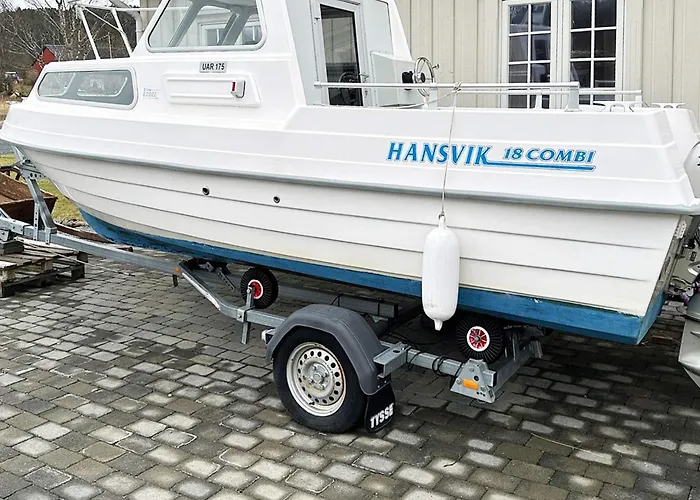 4 Person In Lysoysundet Teksdal